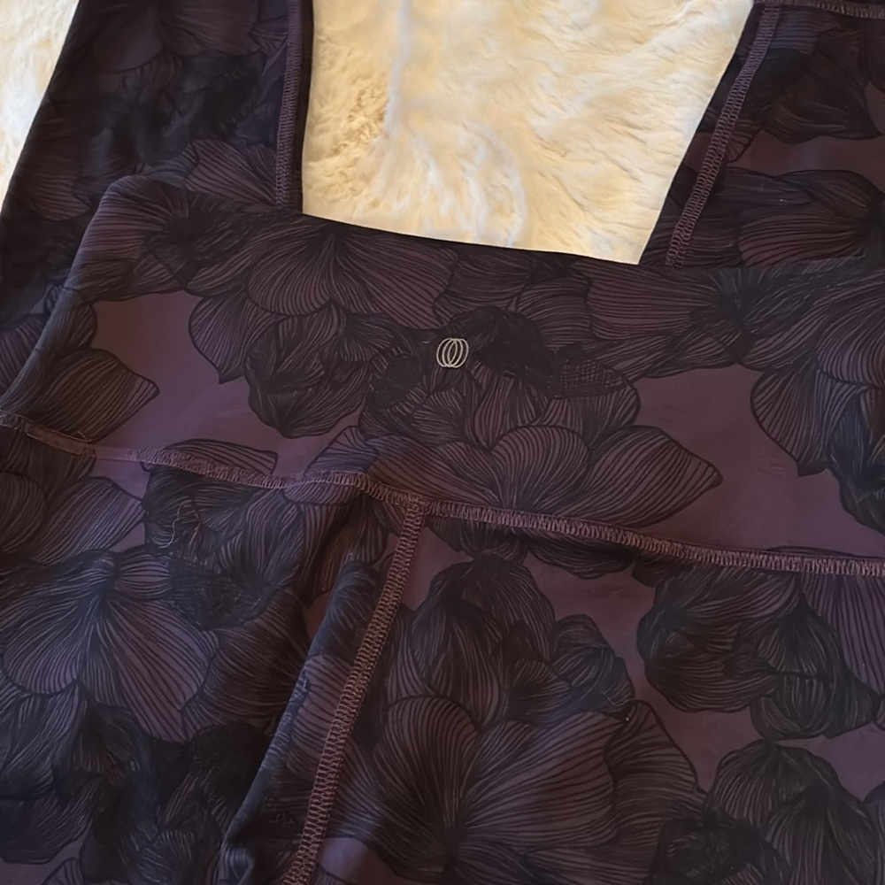 Balanced Collection Legging - Picture 5 of 5
